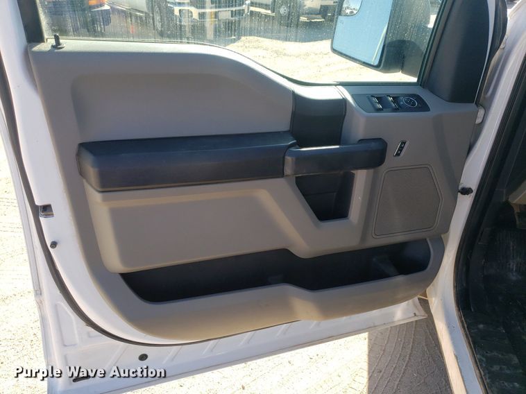 image for item LT9687 2015 Ford F150  SuperCrew pickup truck