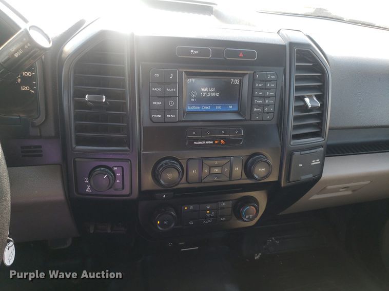 image for item LT9687 2015 Ford F150  SuperCrew pickup truck