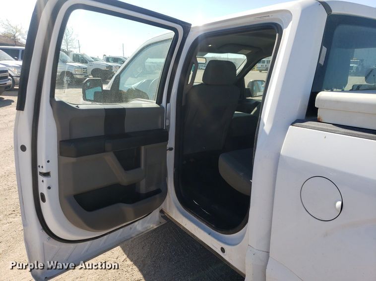 image for item LT9687 2015 Ford F150  SuperCrew pickup truck