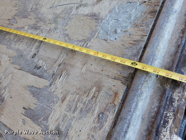 image for item LT9688 2005 GMC Savana G3500  box truck