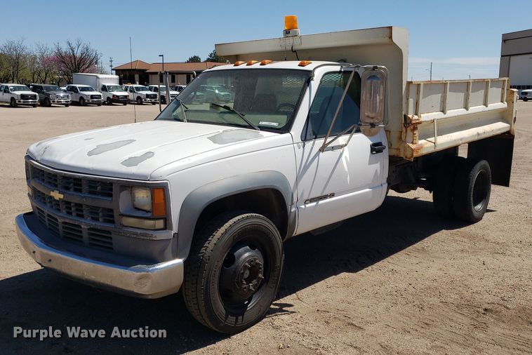 image for item LT9694 2000 Chevrolet C3500  dump bed pickup truck