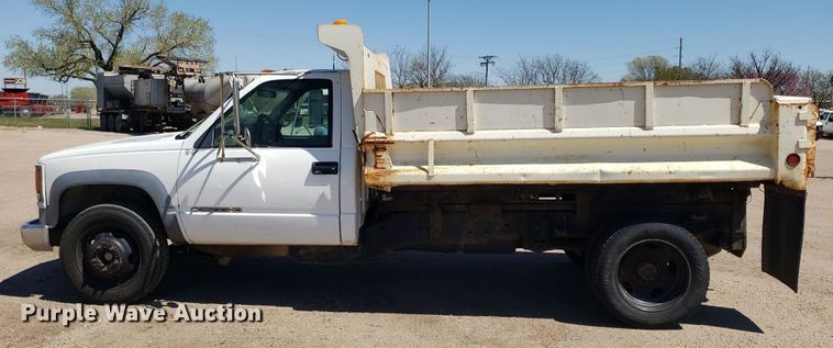 image for item LT9694 2000 Chevrolet C3500  dump bed pickup truck