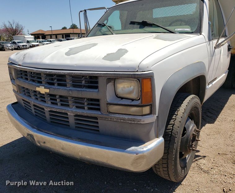 image for item LT9694 2000 Chevrolet C3500  dump bed pickup truck