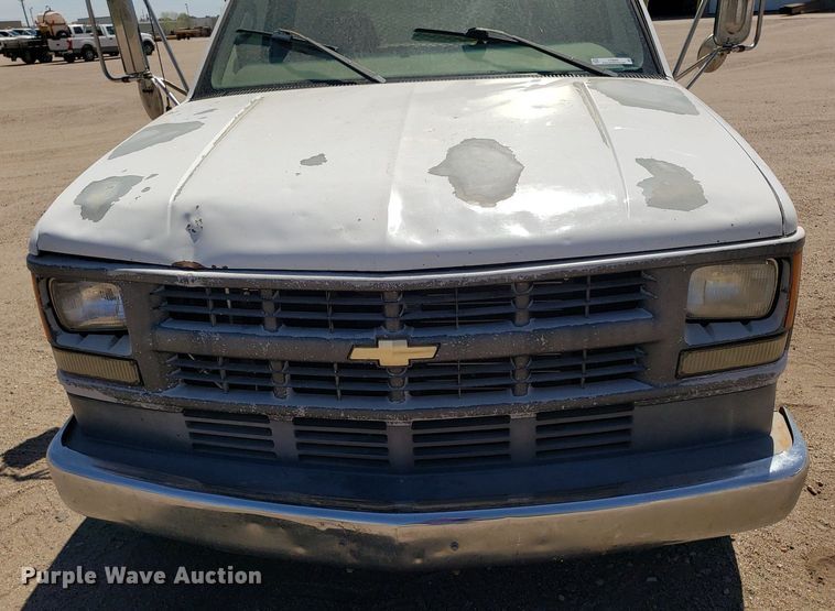 image for item LT9694 2000 Chevrolet C3500  dump bed pickup truck