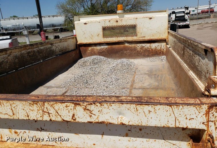 image for item LT9694 2000 Chevrolet C3500  dump bed pickup truck