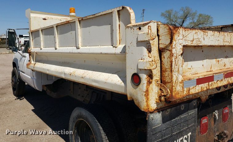 image for item LT9694 2000 Chevrolet C3500  dump bed pickup truck