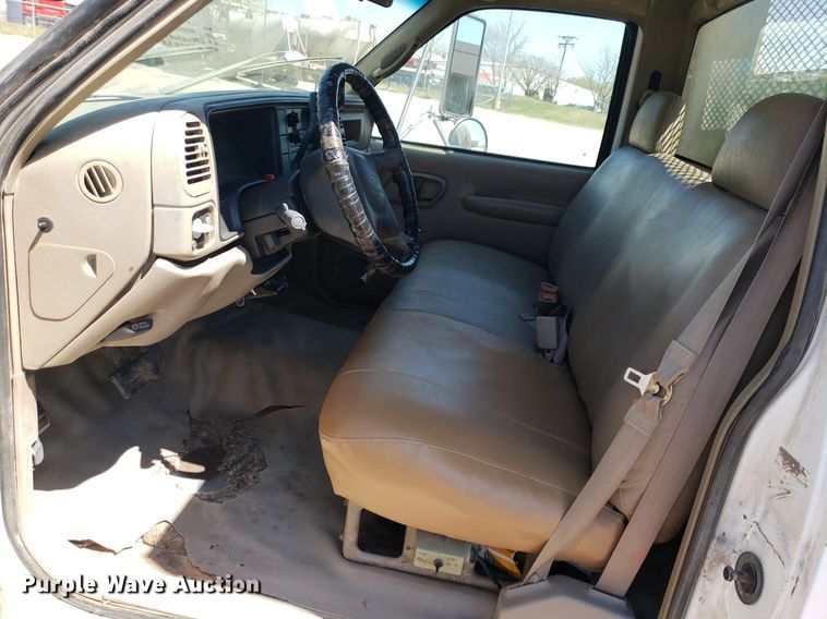 image for item LT9694 2000 Chevrolet C3500  dump bed pickup truck