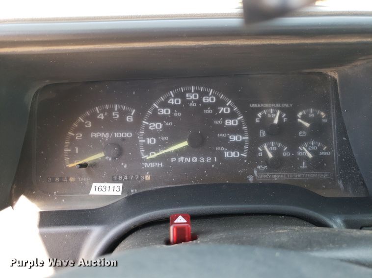 image for item LT9694 2000 Chevrolet C3500  dump bed pickup truck