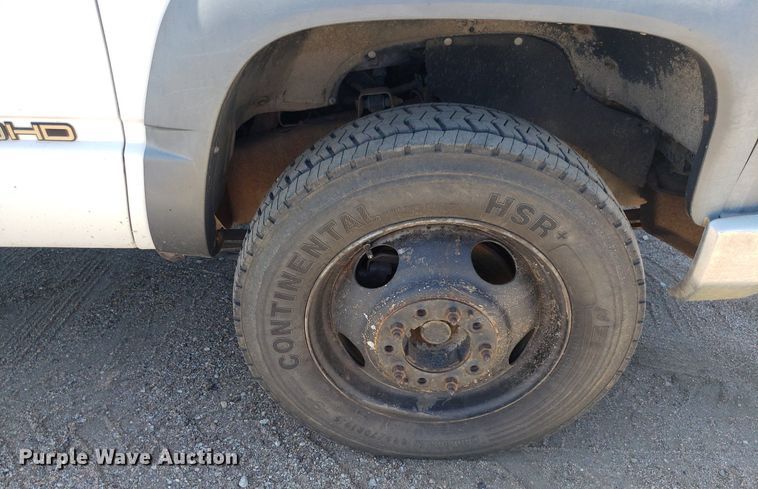 image for item LT9694 2000 Chevrolet C3500  dump bed pickup truck