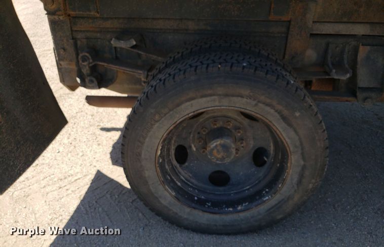 image for item LT9694 2000 Chevrolet C3500  dump bed pickup truck