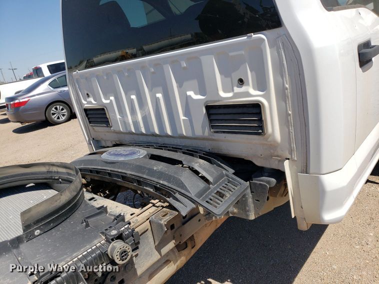 image for item LT9696 2017 Ford F550 Super Duty  truck cab and chassis