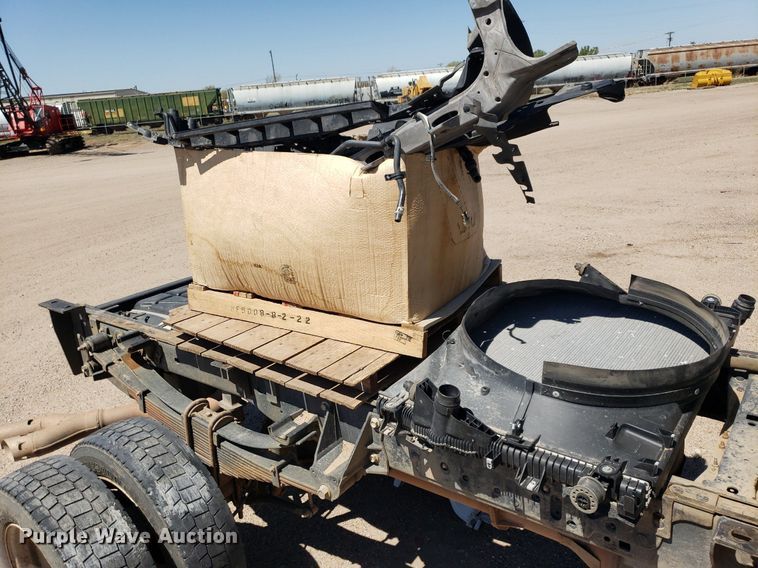 image for item LT9696 2017 Ford F550 Super Duty  truck cab and chassis