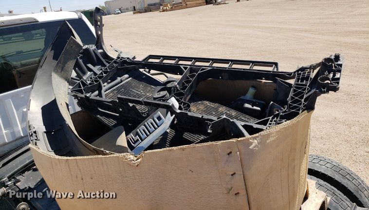 image for item LT9696 2017 Ford F550 Super Duty  truck cab and chassis