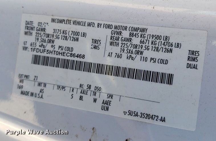 image for item LT9696 2017 Ford F550 Super Duty  truck cab and chassis