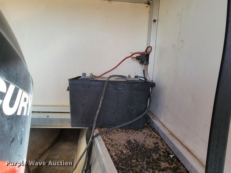 image for item LV9487 2002 Bass Unlimited Inc  boat