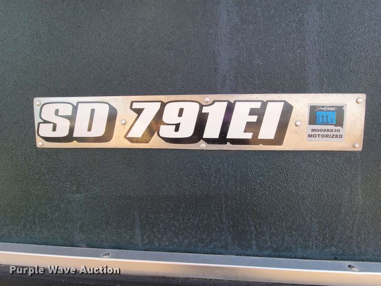 image for item LV9487 2002 Bass Unlimited Inc  boat