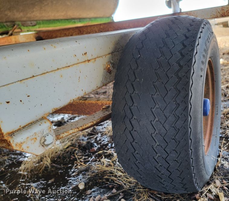 image for item LV9487 2002 Bass Unlimited Inc  boat