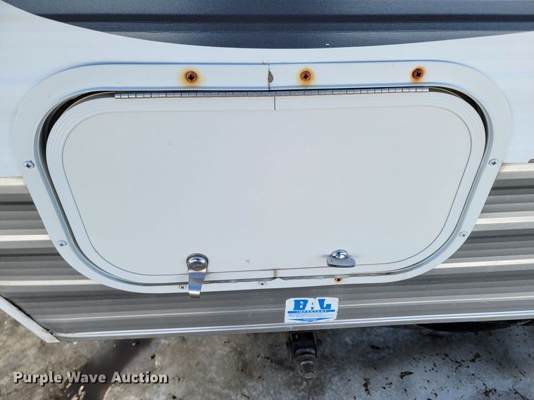 image for item LV9490 2007 Coachman Spirit of America 19FLBSE  camper