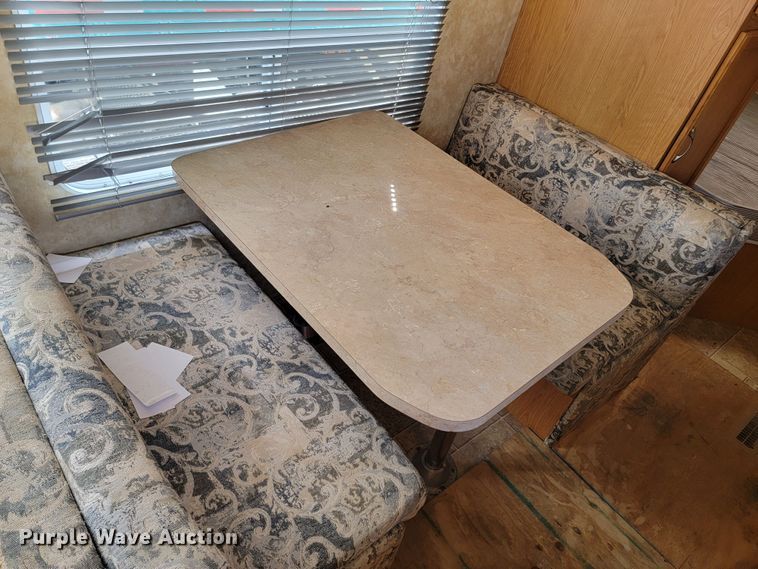 image for item LV9490 2007 Coachman Spirit of America 19FLBSE  camper