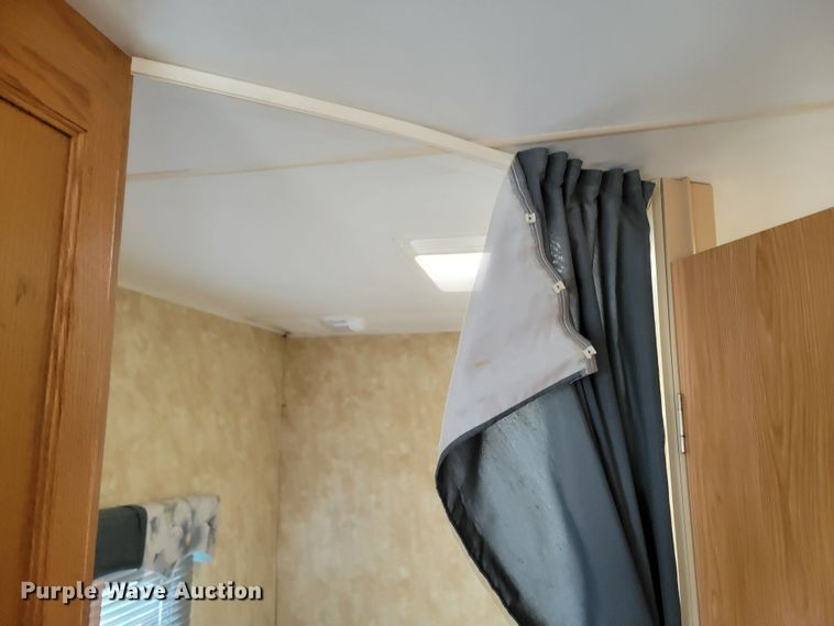 image for item LV9490 2007 Coachman Spirit of America 19FLBSE  camper