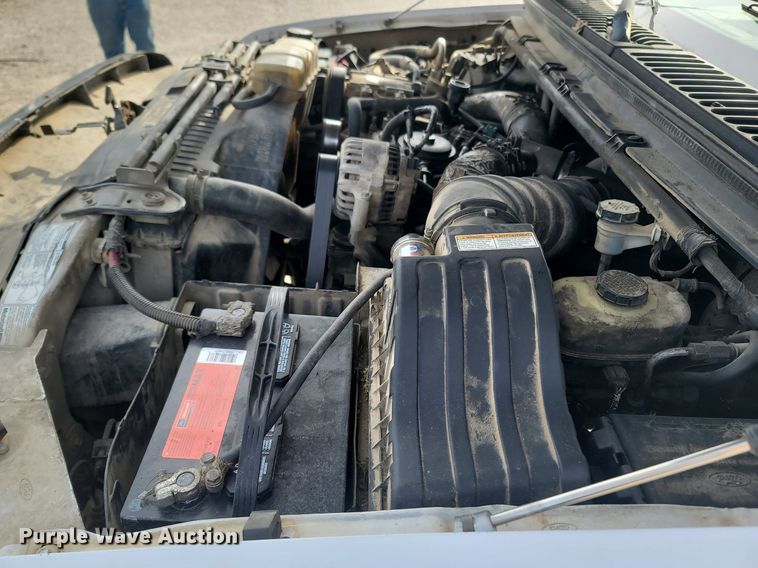 image for item MB9926 1999 Ford F550  SuperCab utility / service truck