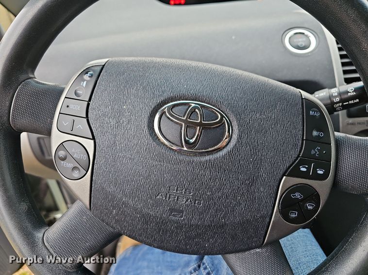 image for item MB9927 2006 Toyota Prius