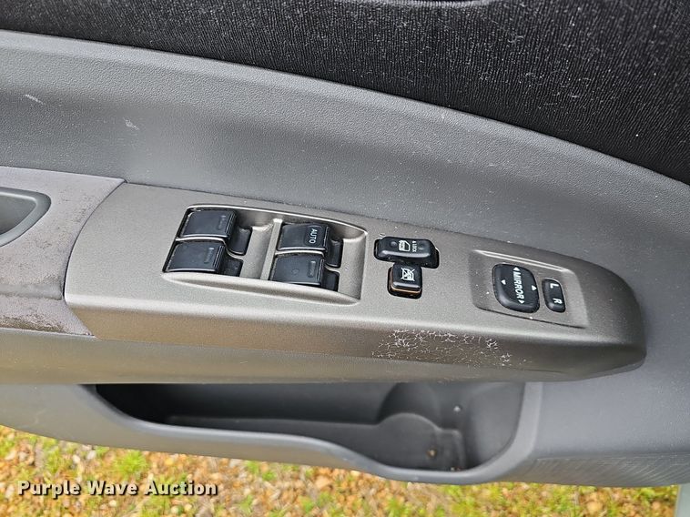 image for item MB9927 2006 Toyota Prius