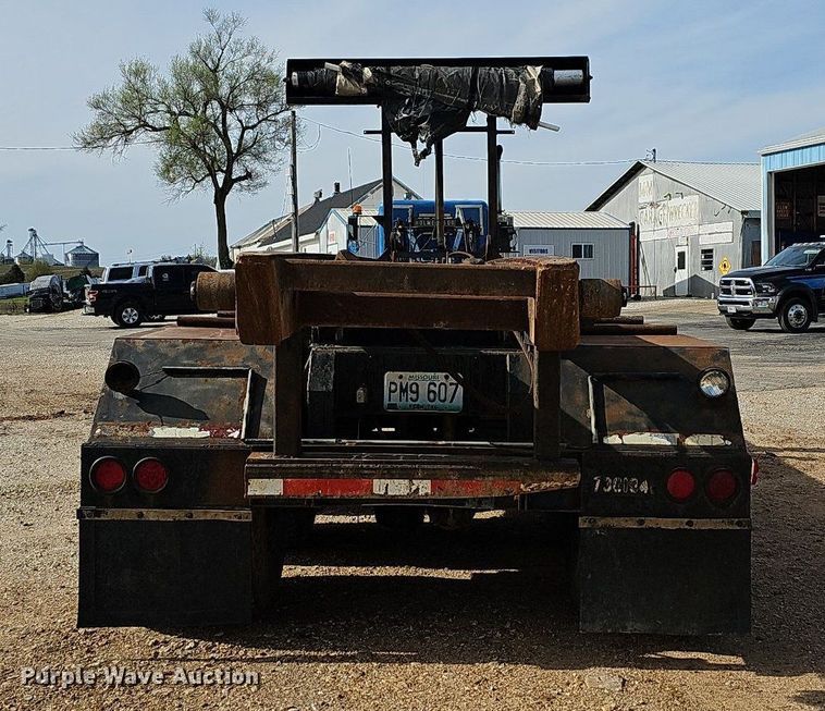 image for item MB9940 1994 Clement DBROT4820W  roll-off container trailer