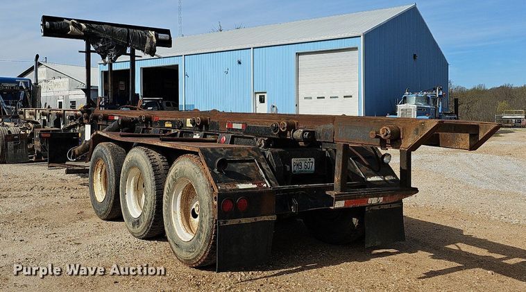 image for item MB9940 1994 Clement DBROT4820W  roll-off container trailer