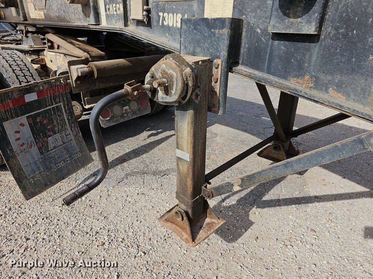 image for item MB9940 1994 Clement DBROT4820W  roll-off container trailer