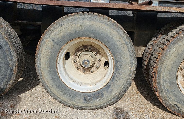 image for item MB9940 1994 Clement DBROT4820W  roll-off container trailer