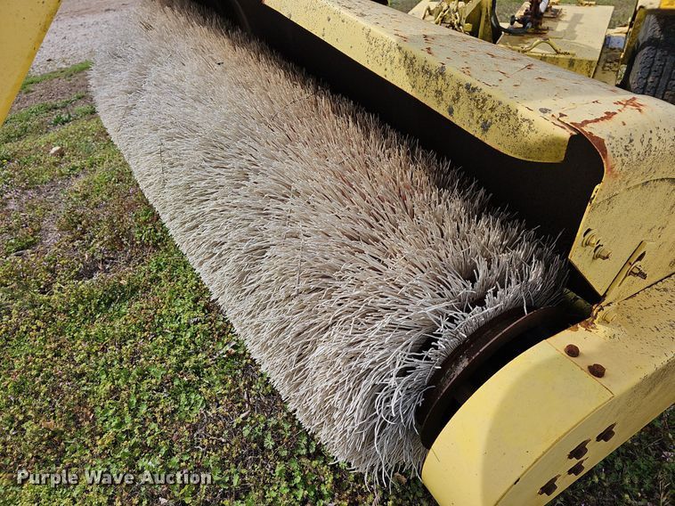 image for item MB9945 Sweepster TD84  broom