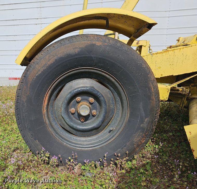 image for item MB9945 Sweepster TD84  broom