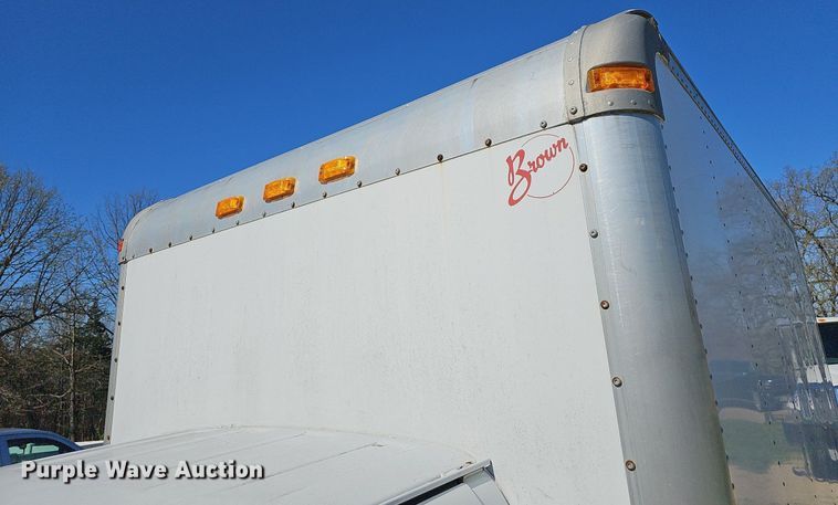 image for item MB9954 2006 Chevrolet Express 3500  box truck