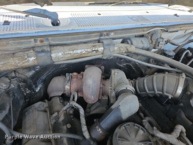 image for item MB9974 1997 Ford F450 Super Duty  box truck