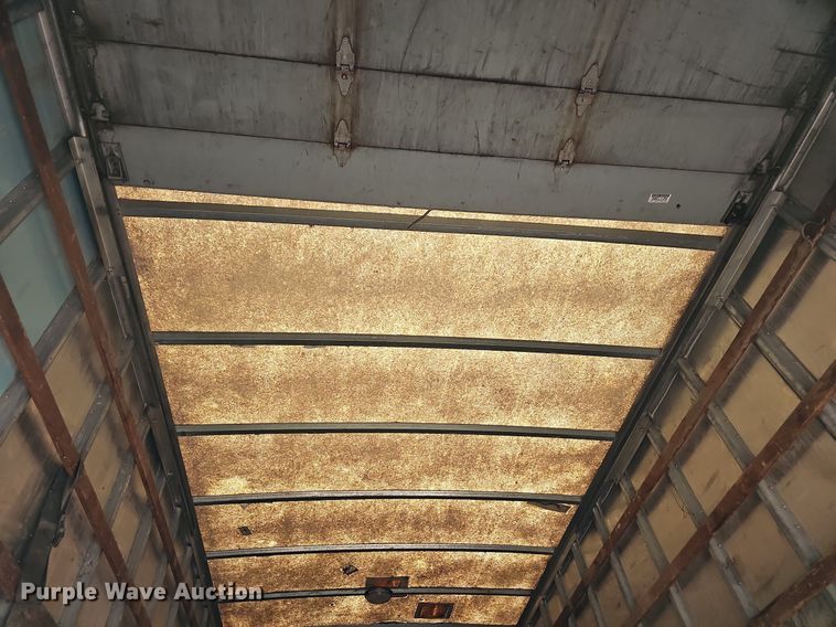 image for item MB9980 2004 Freightliner FL70  box truck