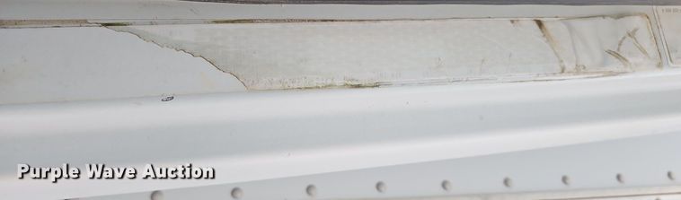 image for item MB9980 2004 Freightliner FL70  box truck