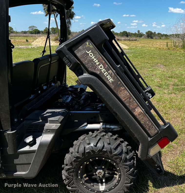 image for item MF9886 2022 John Deere Gator  utility vehicle