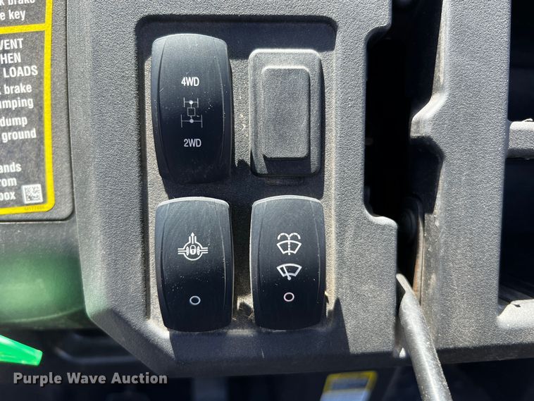 image for item MF9886 2022 John Deere Gator  utility vehicle