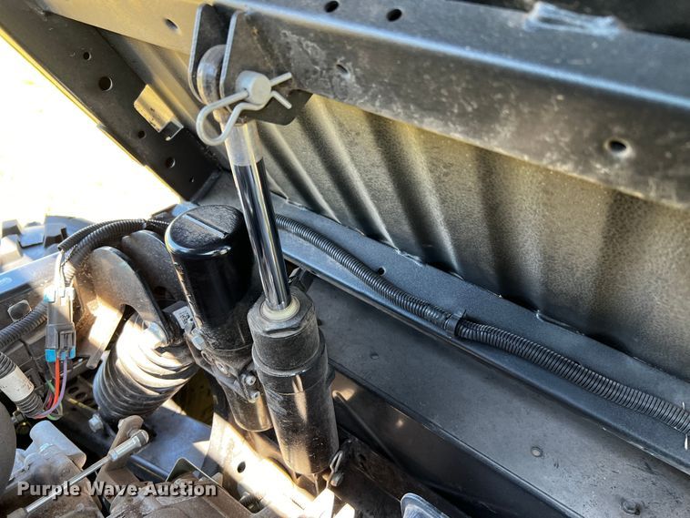 image for item MF9886 2022 John Deere Gator  utility vehicle