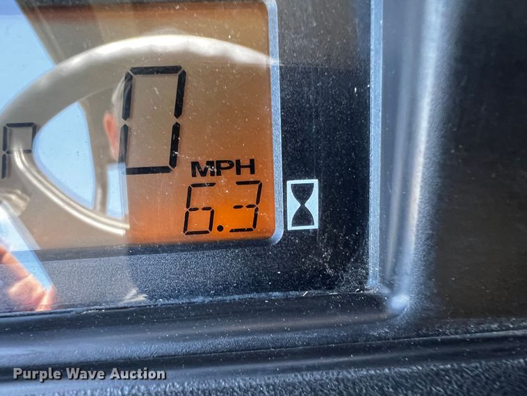 image for item MF9887 2022 John Deere XUV560E  utility vehicle