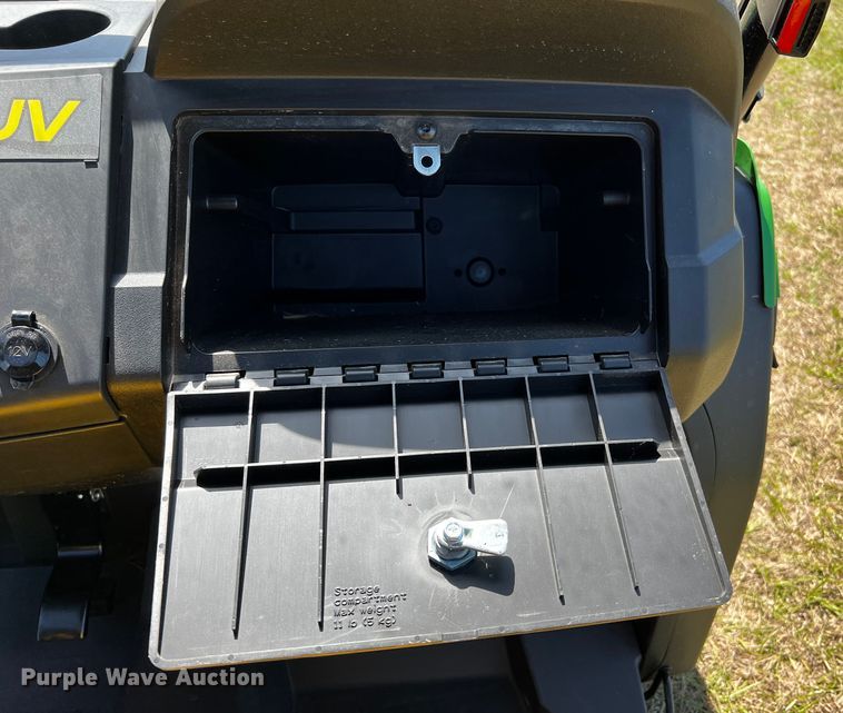 image for item MF9887 2022 John Deere XUV560E  utility vehicle