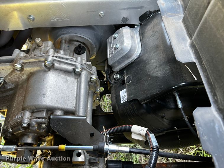 image for item MF9887 2022 John Deere XUV560E  utility vehicle