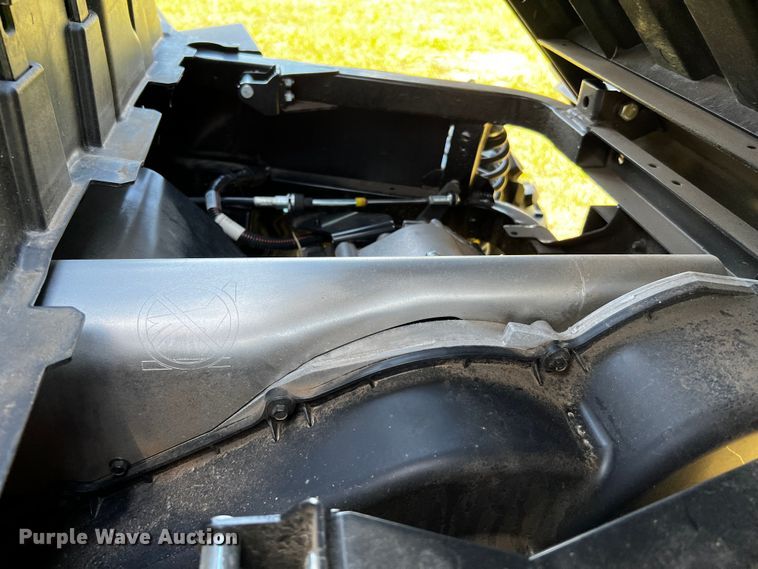 image for item MF9887 2022 John Deere XUV560E  utility vehicle