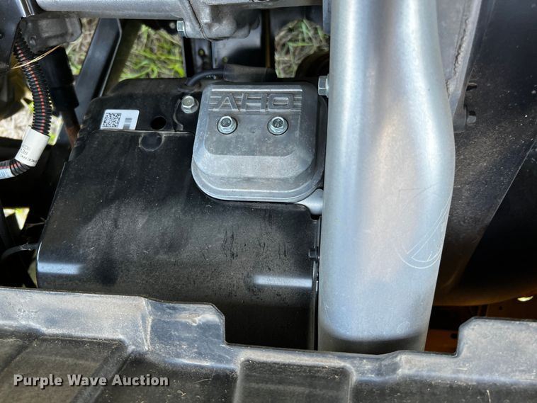 image for item MF9887 2022 John Deere XUV560E  utility vehicle