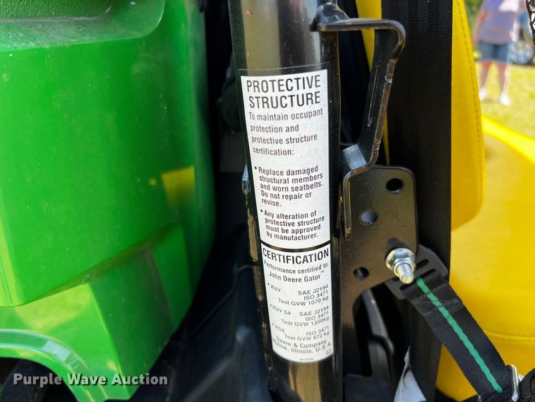 image for item MF9887 2022 John Deere XUV560E  utility vehicle