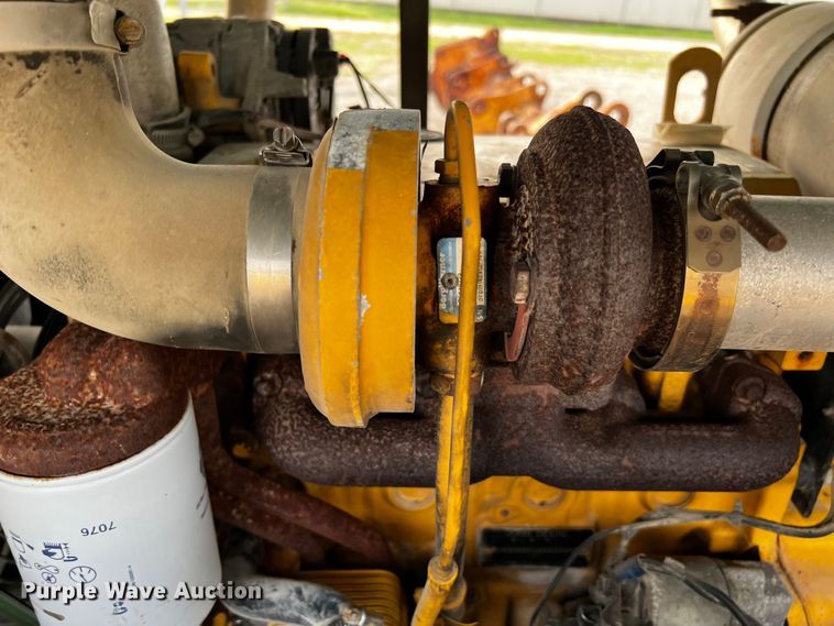 image for item MF9909 Sullivan D185  air compressor