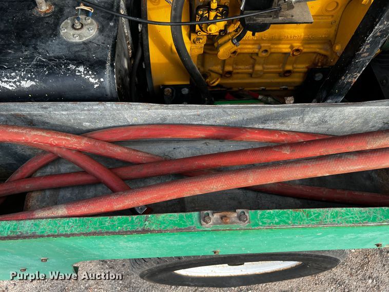 image for item MF9909 Sullivan D185  air compressor