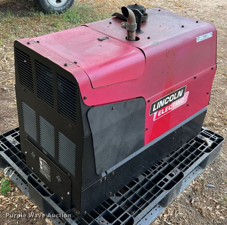 image for item MF9924 Lincoln Electric Ranger 305G  welder/generator