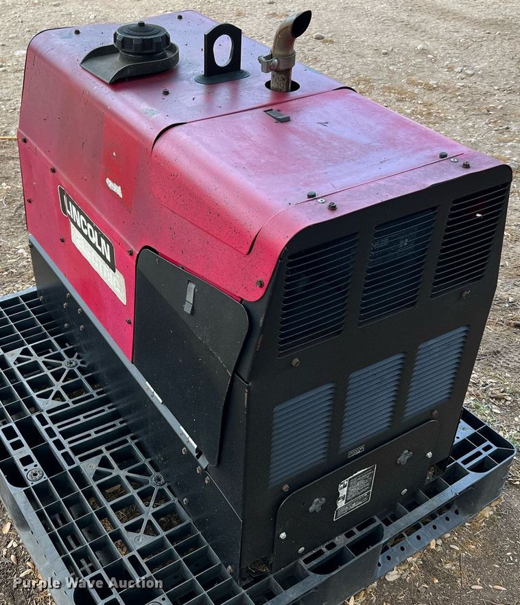 image for item MF9924 Lincoln Electric Ranger 305G  welder/generator
